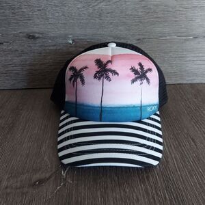 Roxy Sunset Palm Trucker Hat